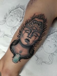El mejor estudio para hacer tatuajes en Barcelona (Barrio Gótico)